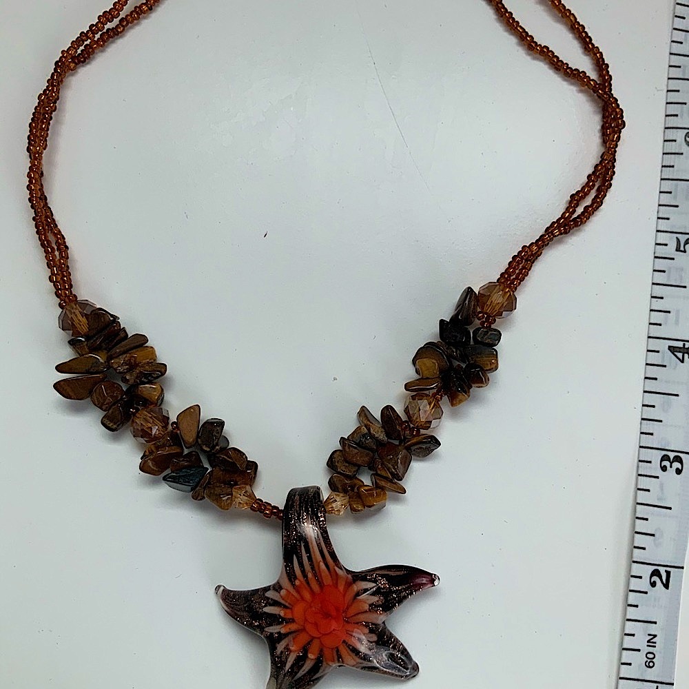 Starfish Shell Beaded Necklace - Picture 3 of 6